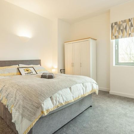 Central Bedford: Two Bedrooms, Breakfast Basket Экстерьер фото